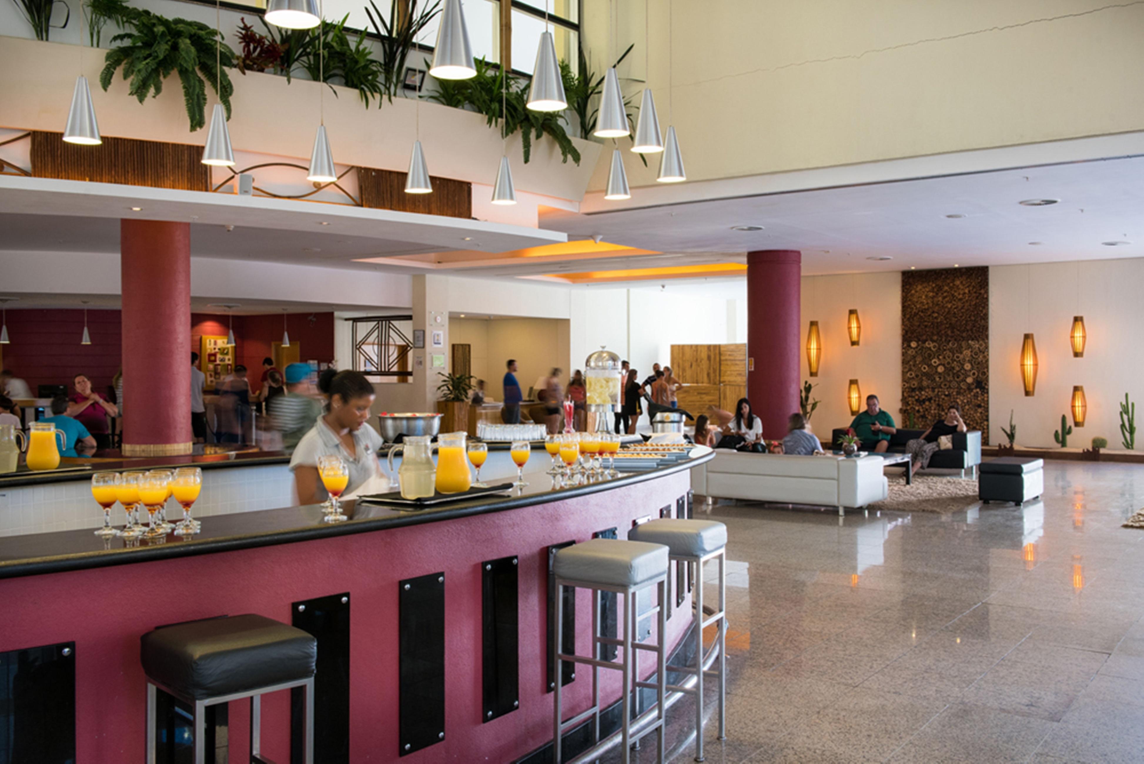 Vila Gale Eco Resort Angra Angra dos Reis Bagian luar foto The lobby bar at the Sheraton Berlin